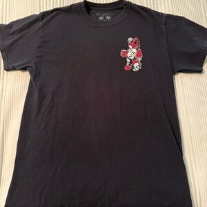 Riot Society Black Tee with Red and White Skull and Flower Bear Graphic